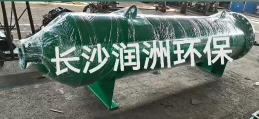 全自動壓力式斜板除砂器解決用戶供水含砂量大的除砂問題；